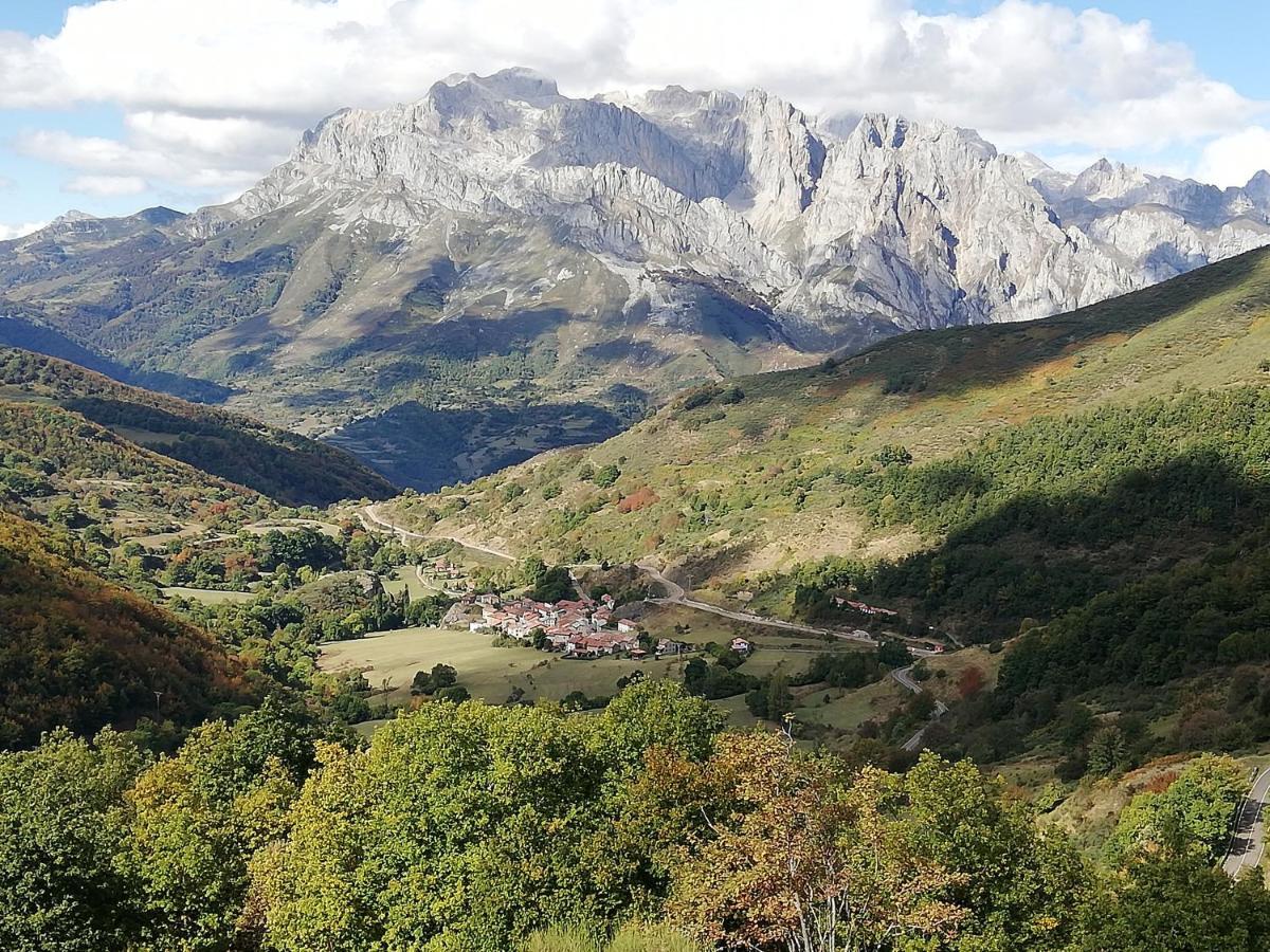 ポサダ・デ・バルデオン Refugio La Ardilla Realホステル エクステリア 写真